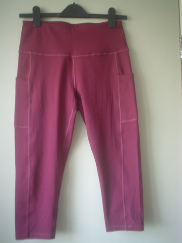 New pedal pushers maroon - new,